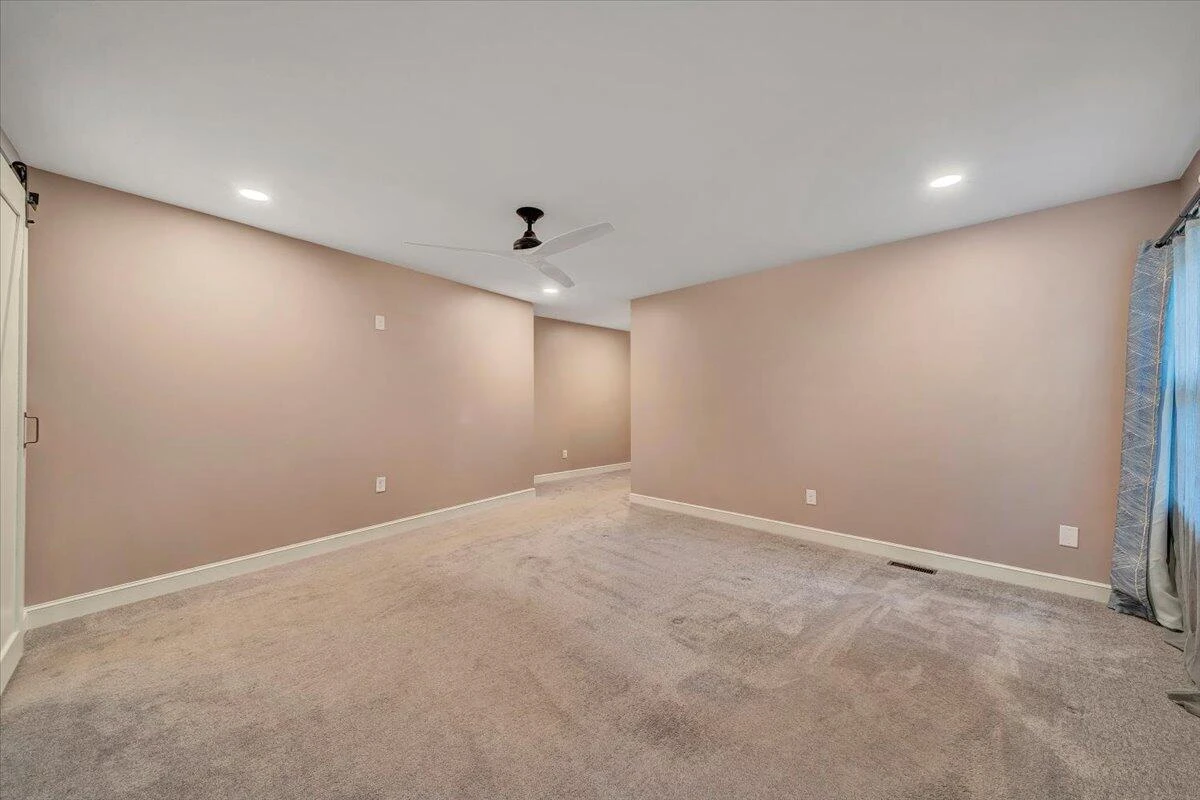 5027 Hunting Hills DR - Photo 31