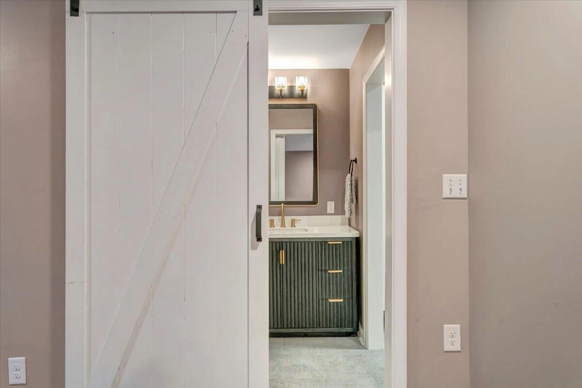 5027 Hunting Hills DR - Photo 32