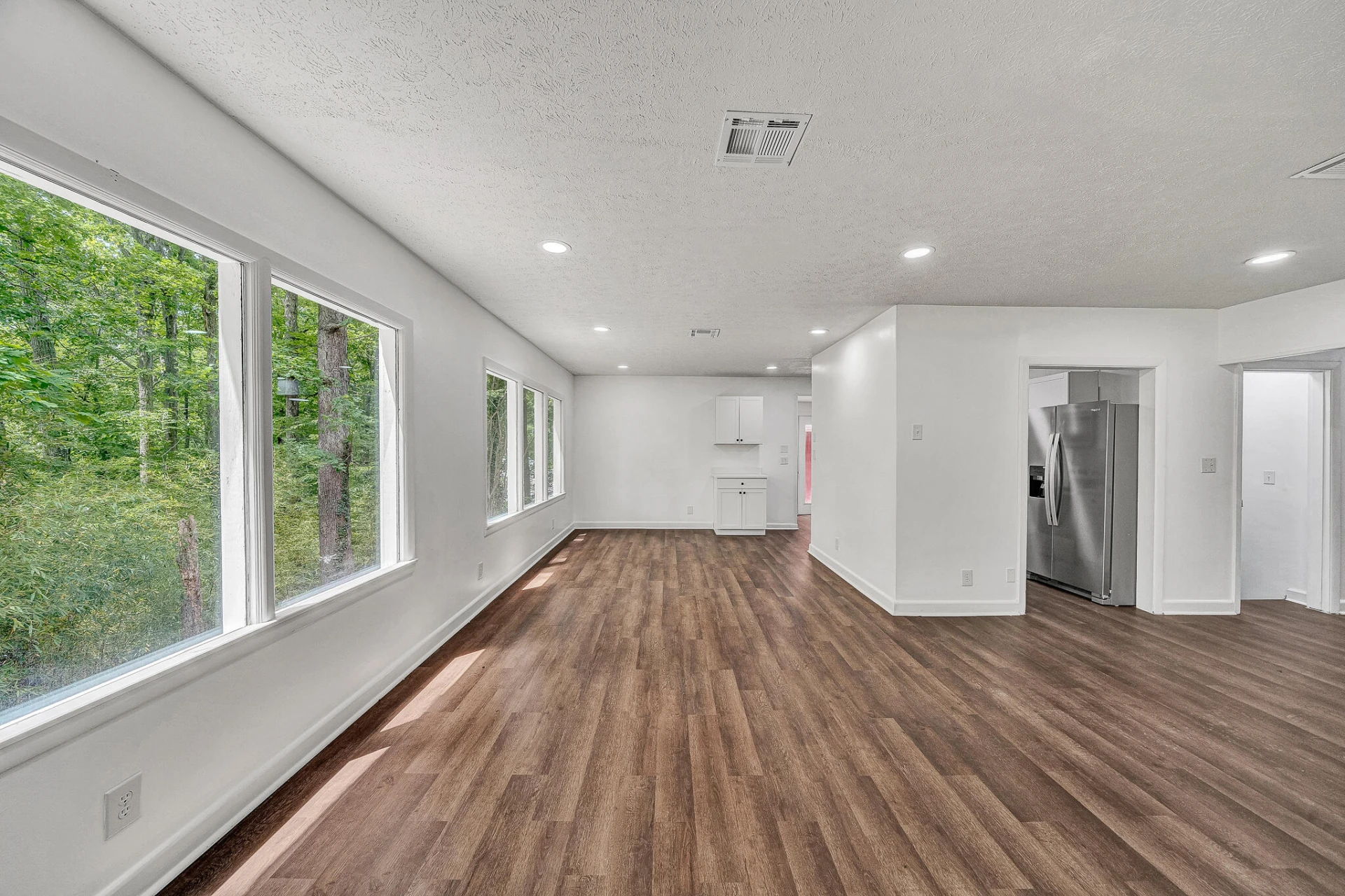 83 Maid Marian CT - Photo 18