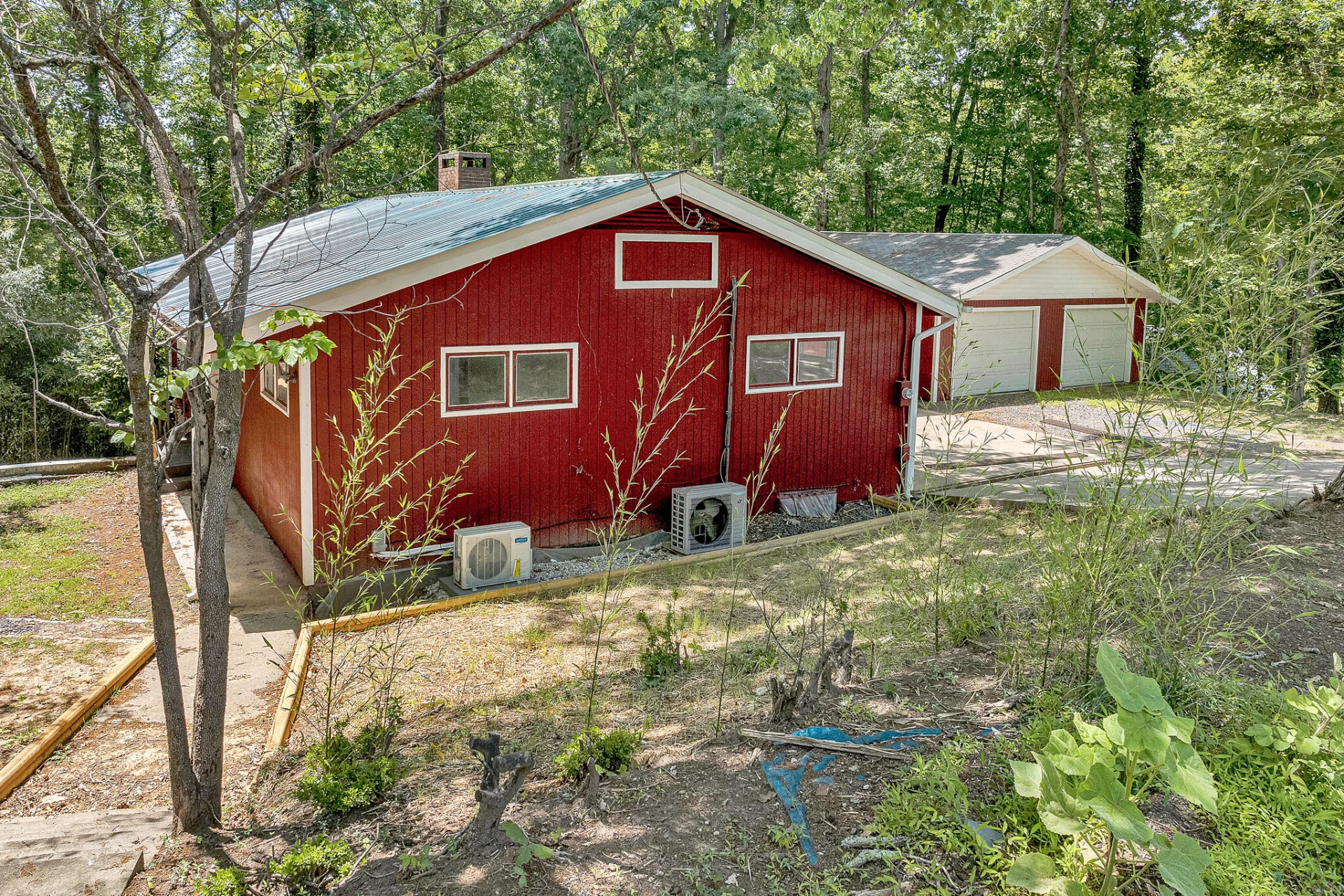 83 Maid Marian CT - Photo 32