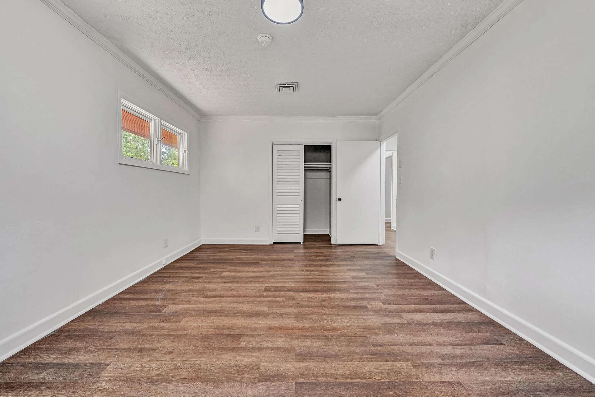 83 Maid Marian CT - Photo 11