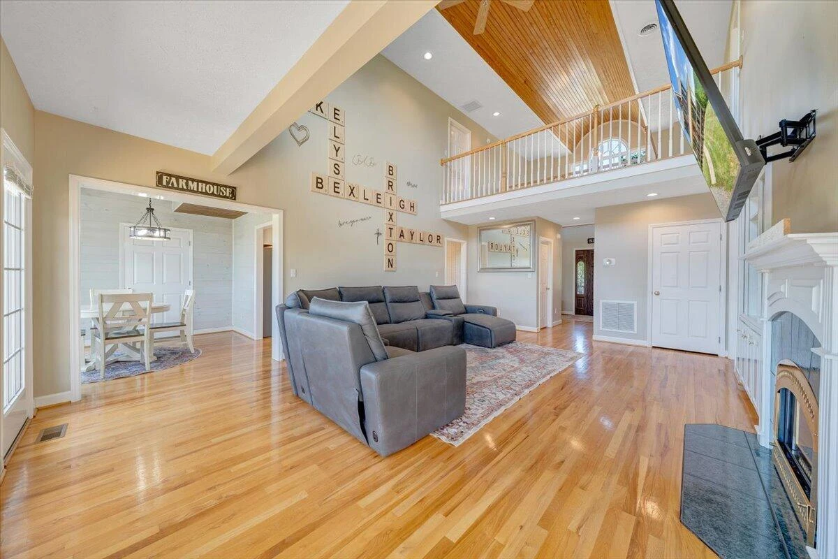 1615 Turkeycock LN - Photo 23