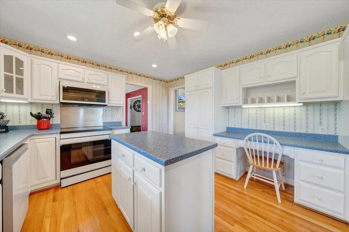 1615 Turkeycock LN - Photo 34