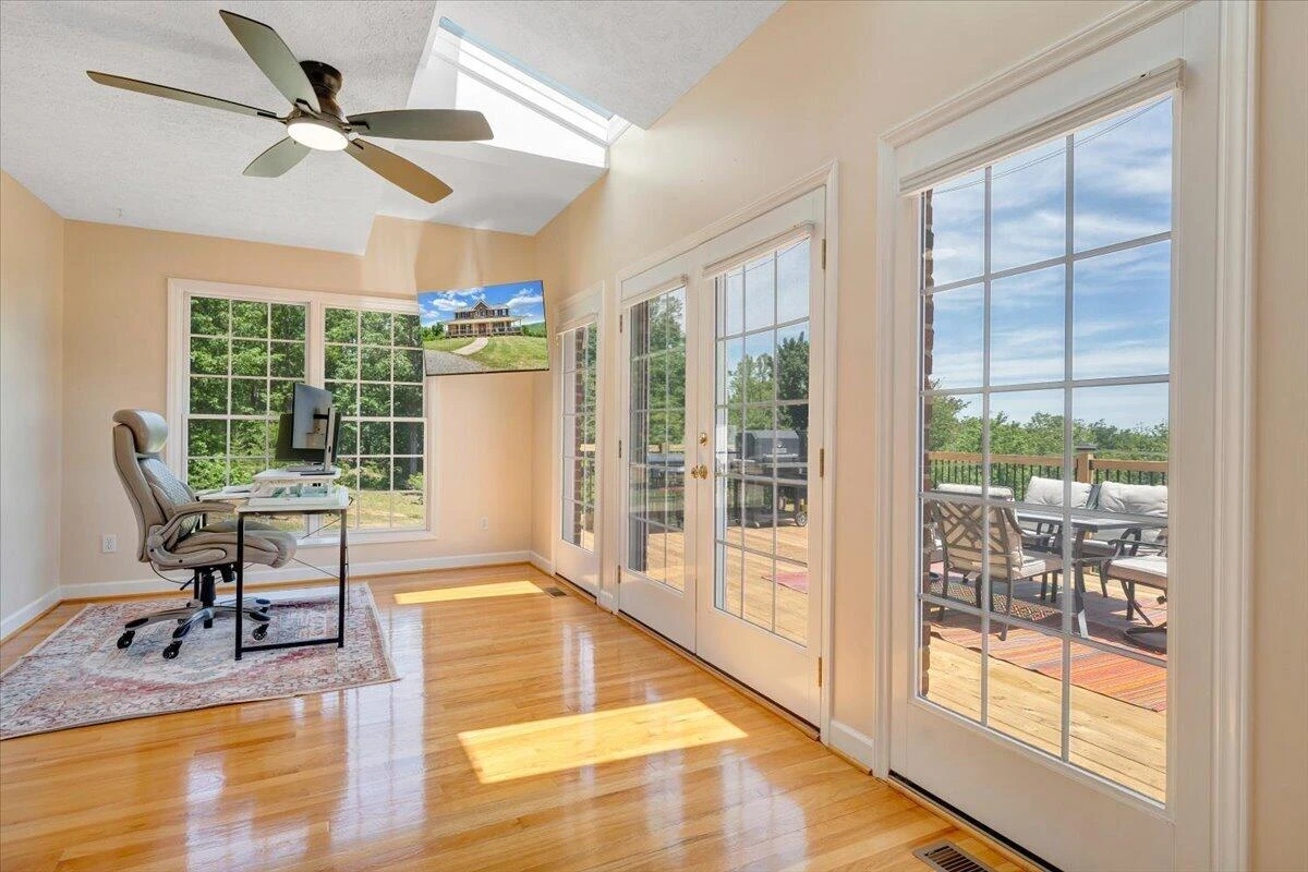1615 Turkeycock LN - Photo 43