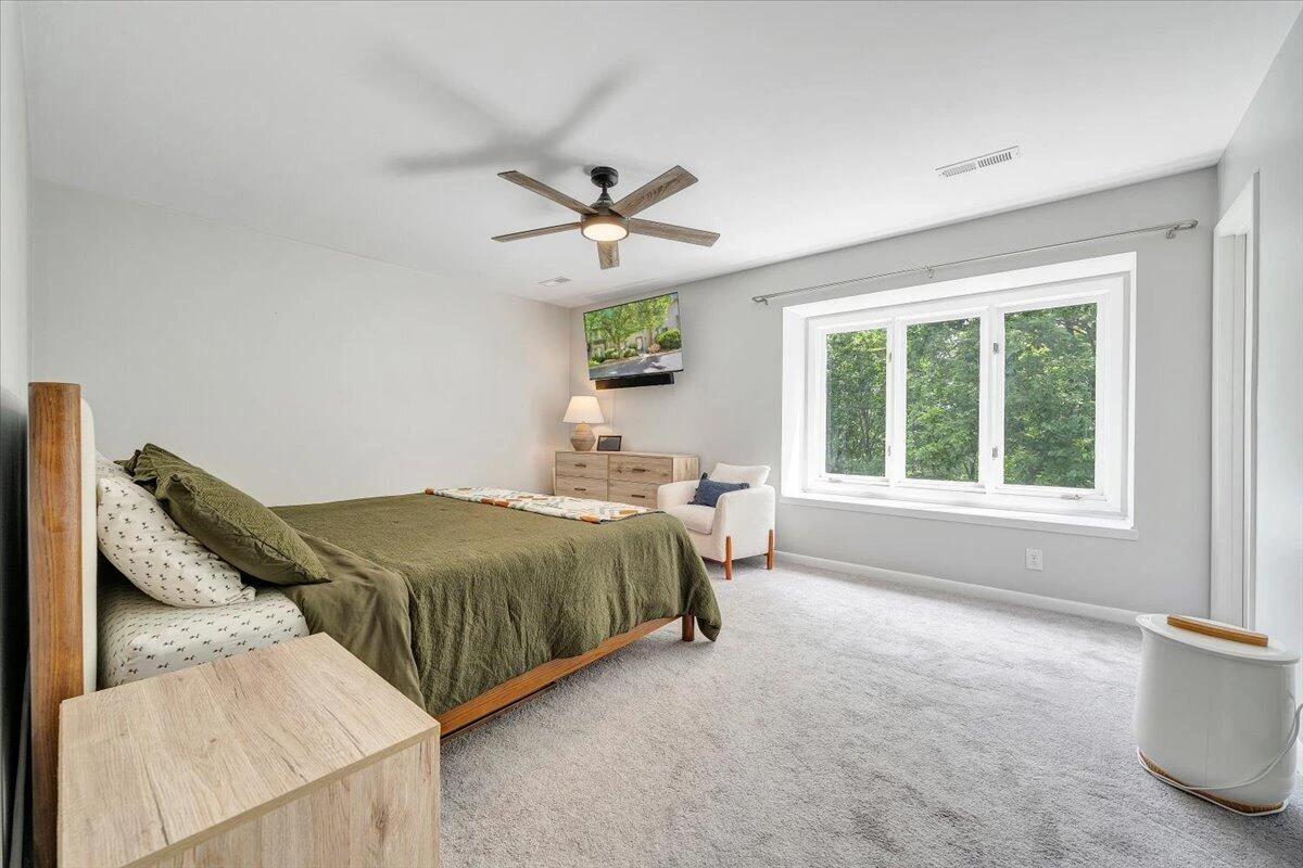 3437 Londonderry CT - Photo 32