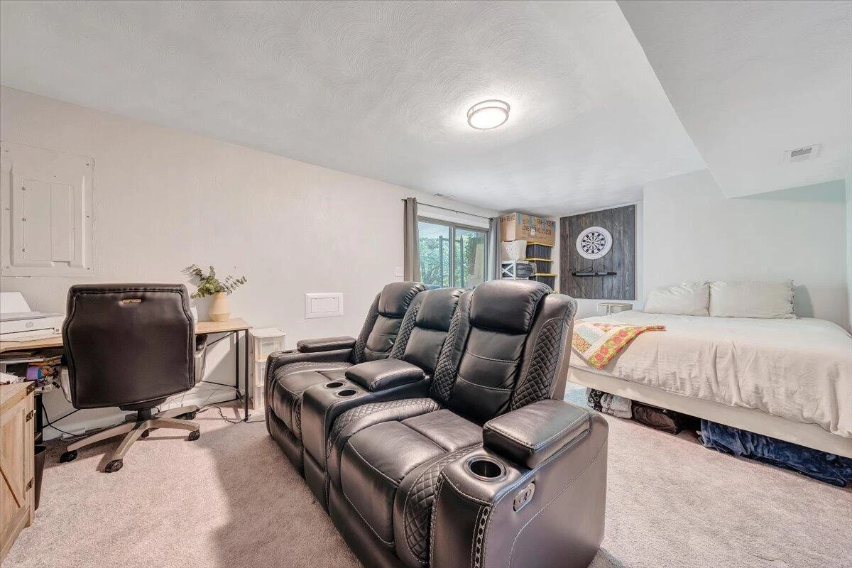 3437 Londonderry CT - Photo 40