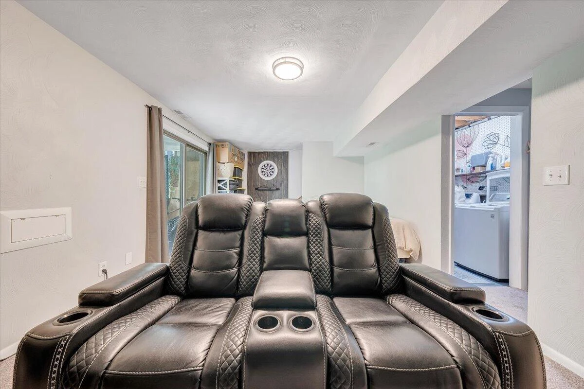 3437 Londonderry CT - Photo 41