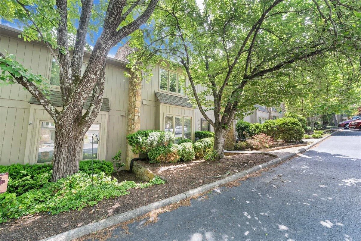 3437 Londonderry CT - Photo 55