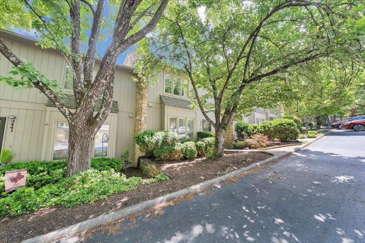 3437 Londonderry CT - Photo 56