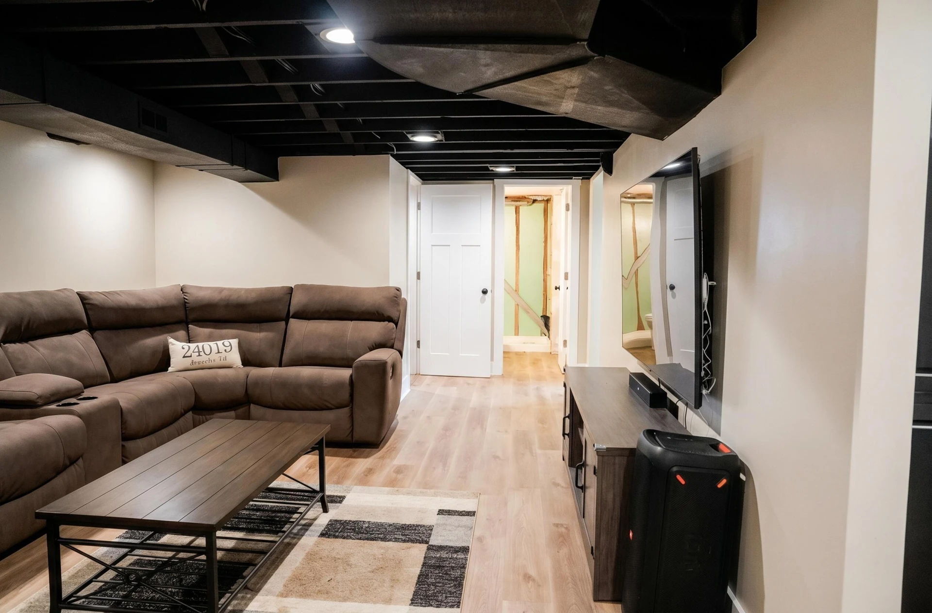 921 Ridgecrest DR - Photo 18