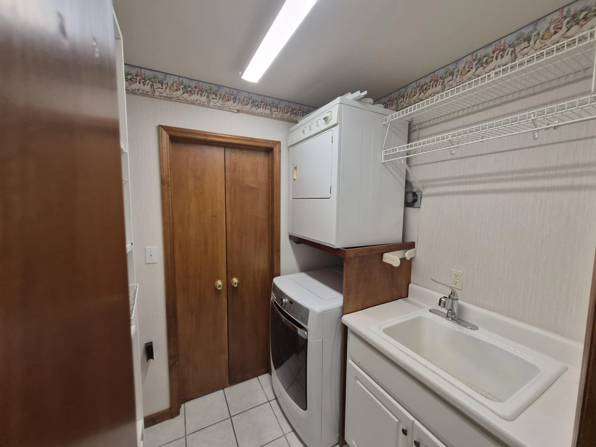 189 Hardy CT - Photo 27