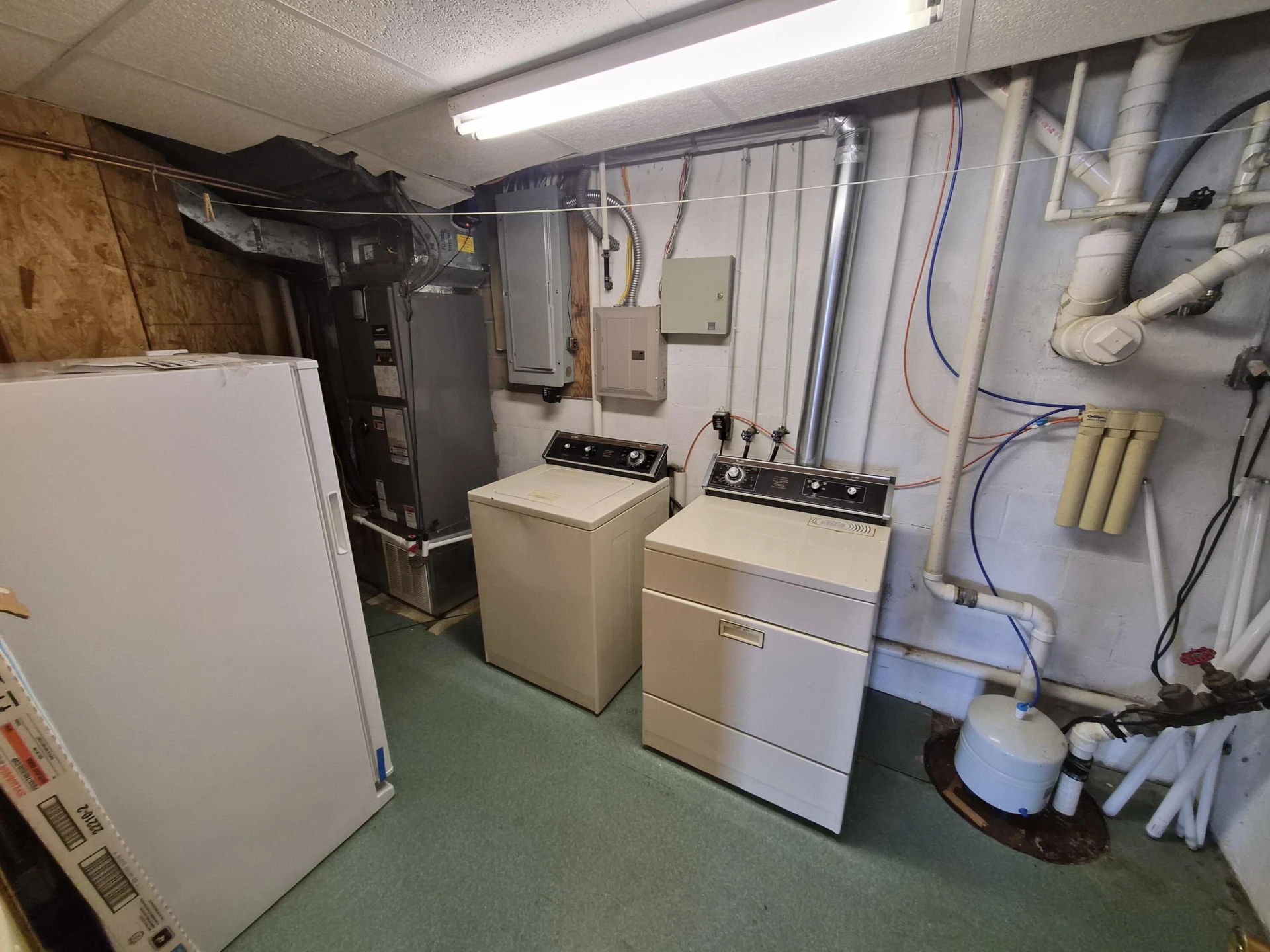 189 Hardy CT - Photo 51
