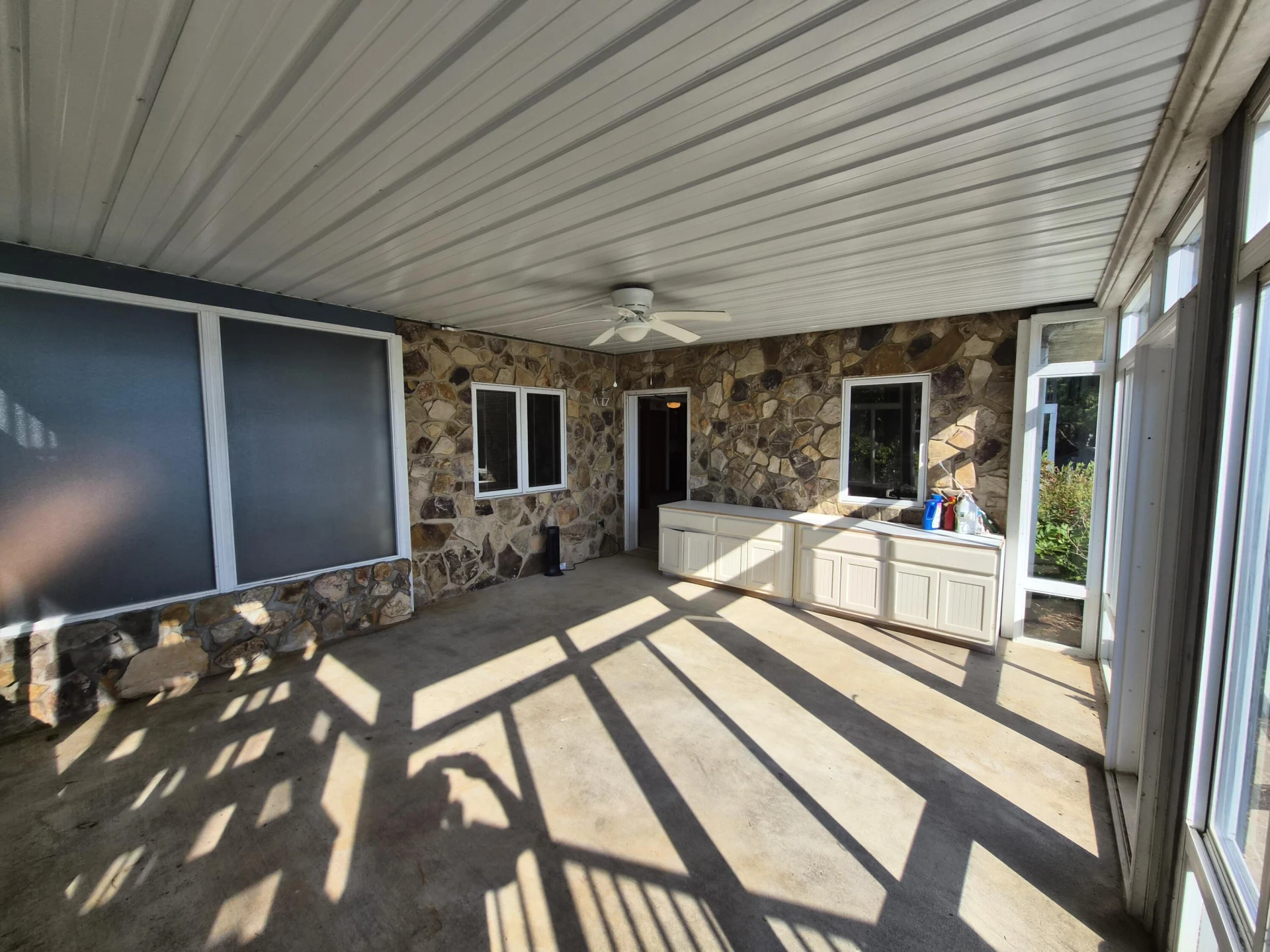 189 Hardy CT - Photo 52