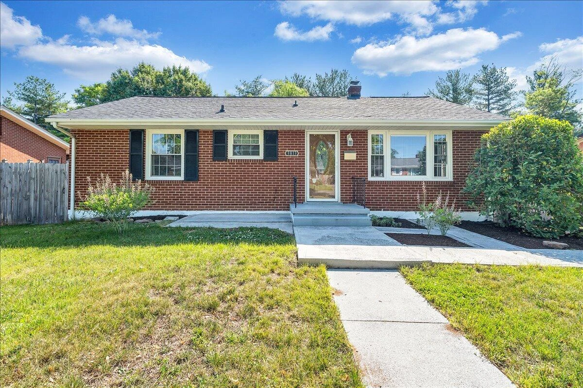 3813 Fleming AVE