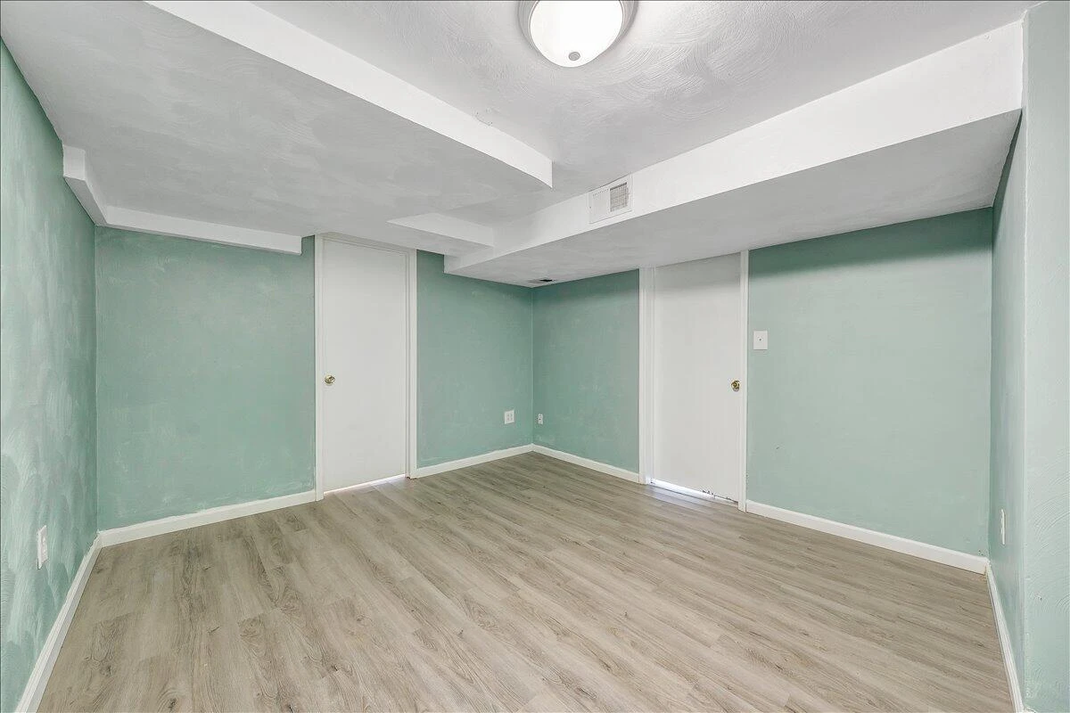 3813 Fleming AVE - Photo 28