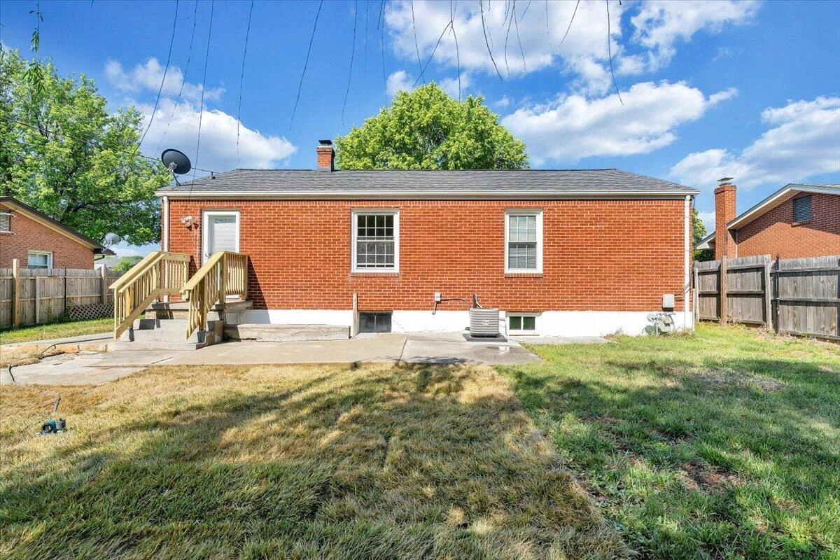 3813 Fleming AVE - Photo 35
