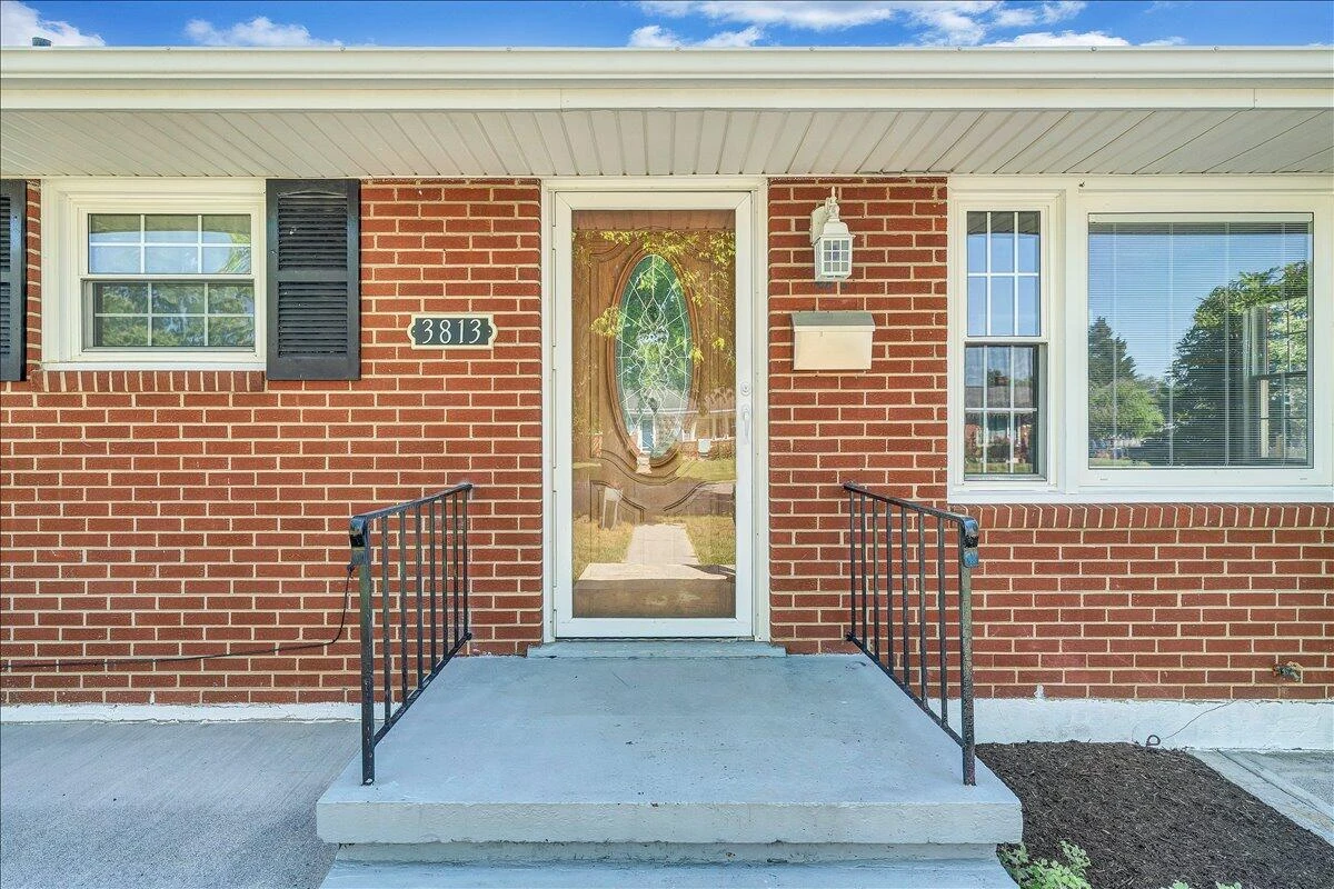 3813 Fleming AVE - Photo 4