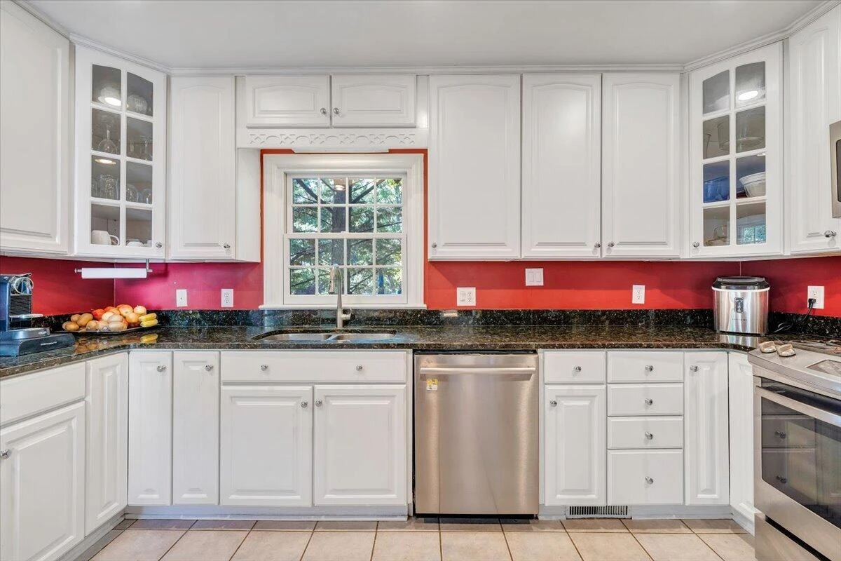 712 Cassell LN - Photo 11