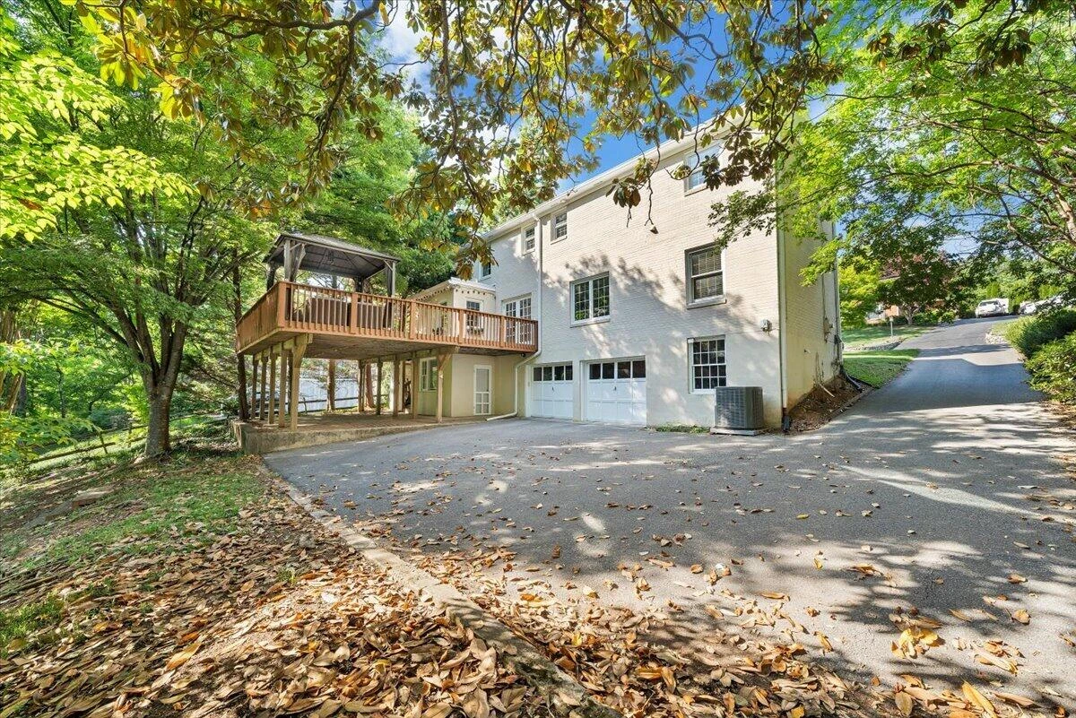 712 Cassell LN - Photo 51