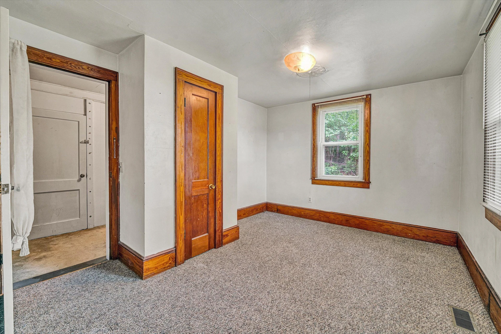 114 CHURCH ST - Photo 45