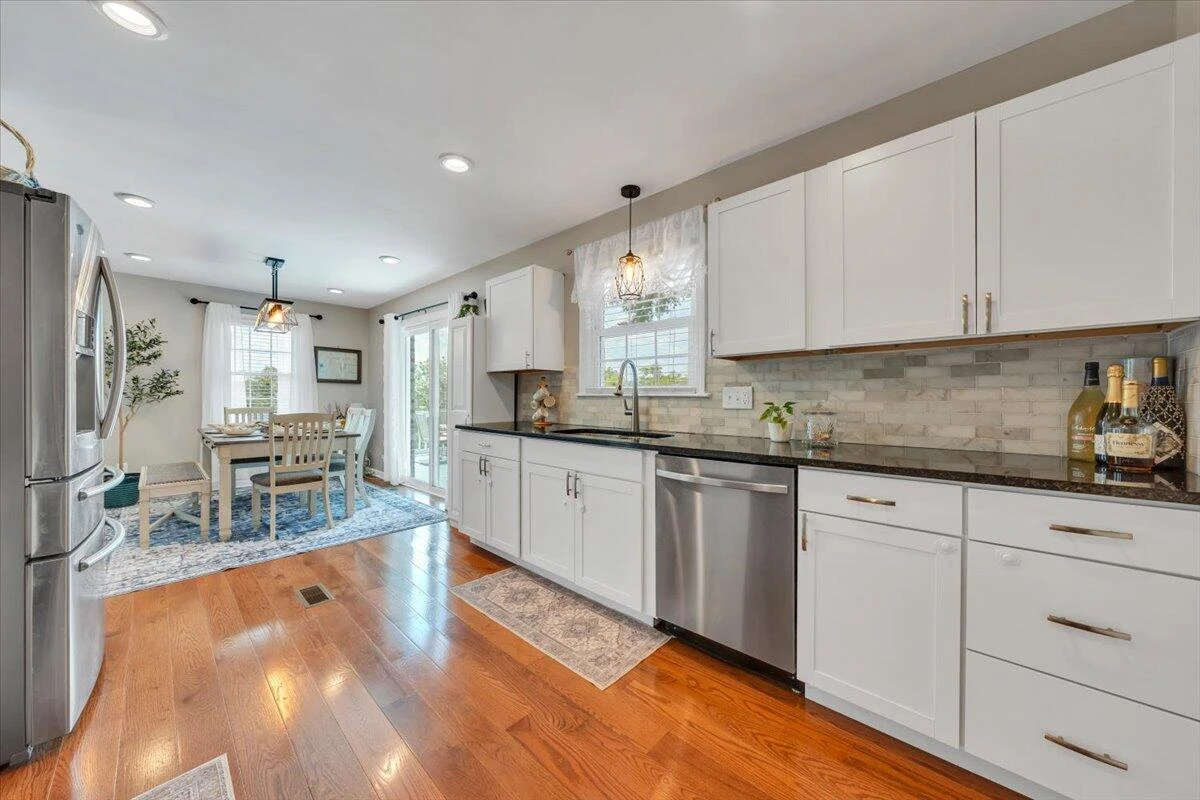 344 Hillview LN - Photo 20