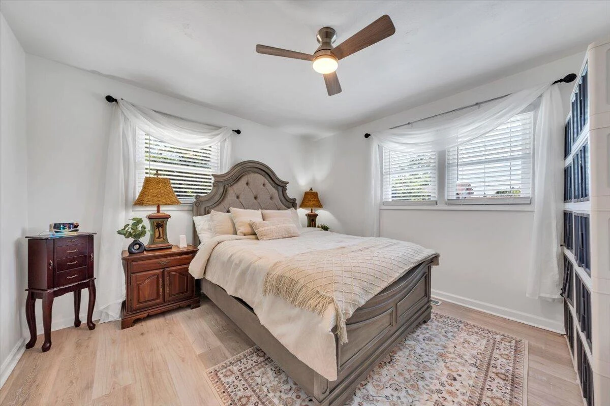 344 Hillview LN - Photo 21