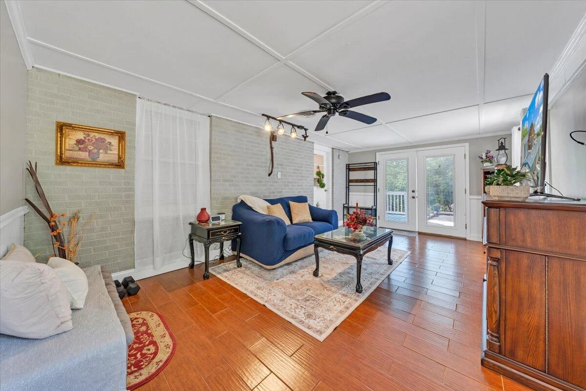 344 Hillview LN - Photo 31