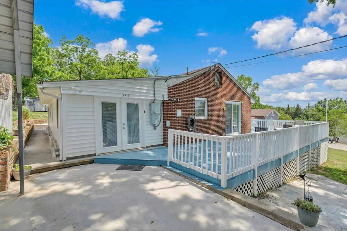 344 Hillview LN - Photo 36