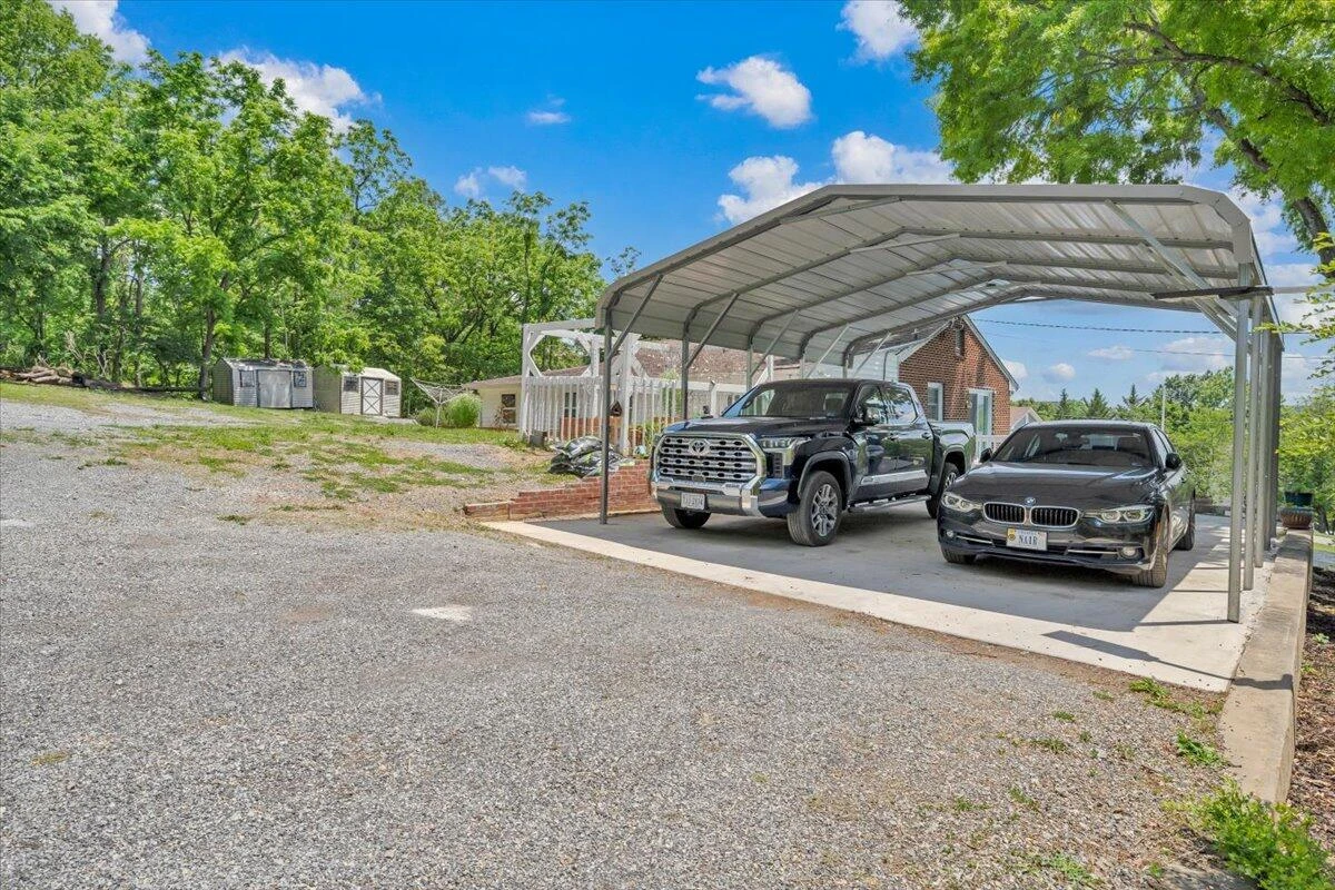 344 Hillview LN - Photo 46