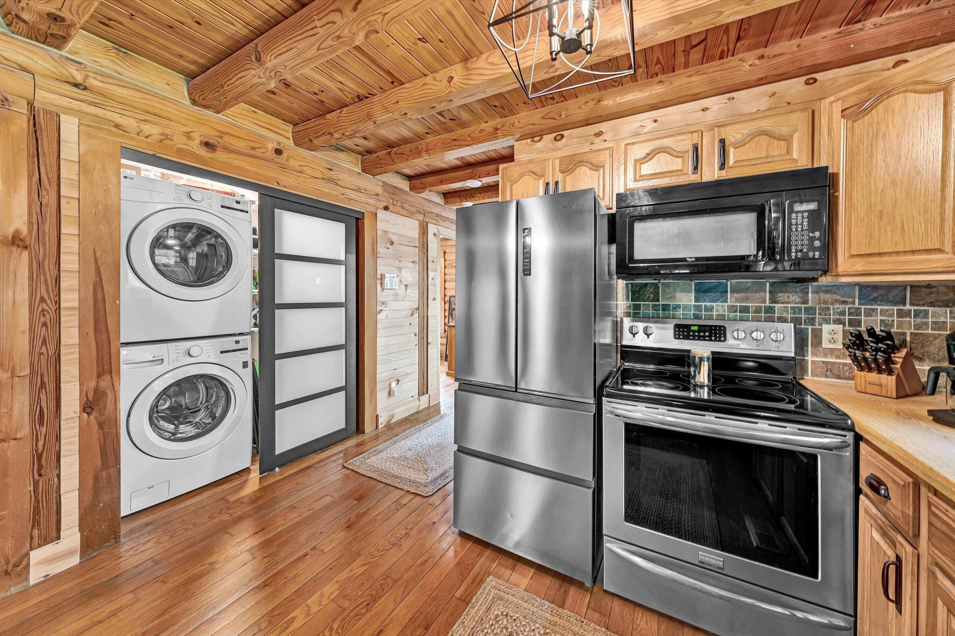 6211 Hillcrest RD - Photo 17
