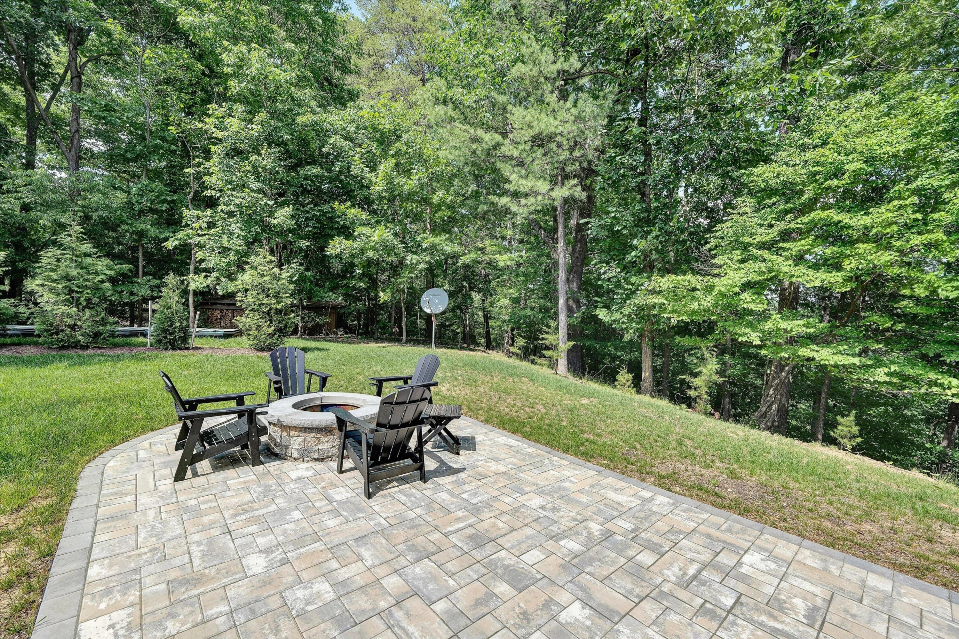 6211 Hillcrest RD - Photo 36