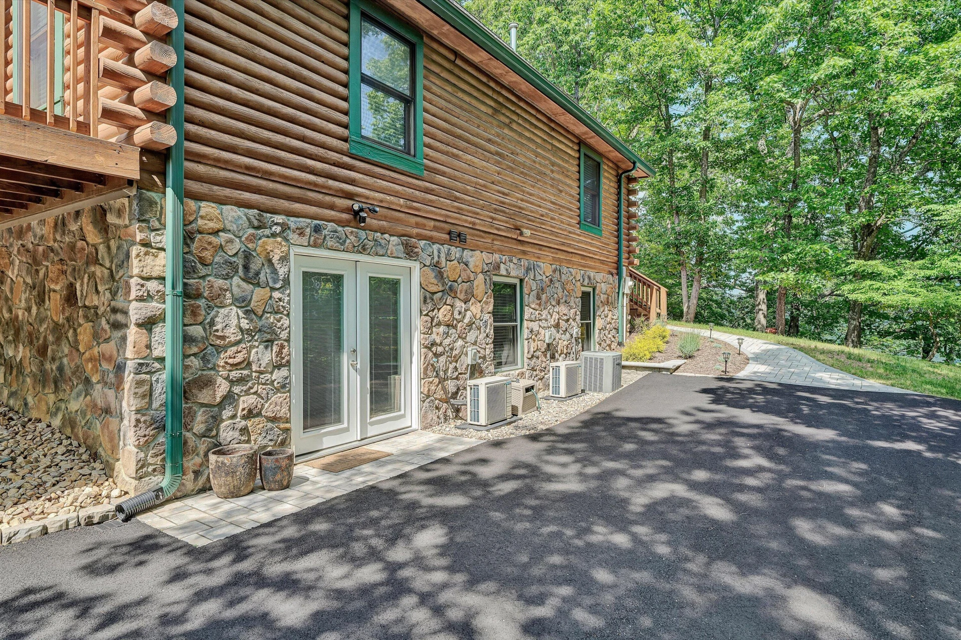 6211 Hillcrest RD - Photo 37