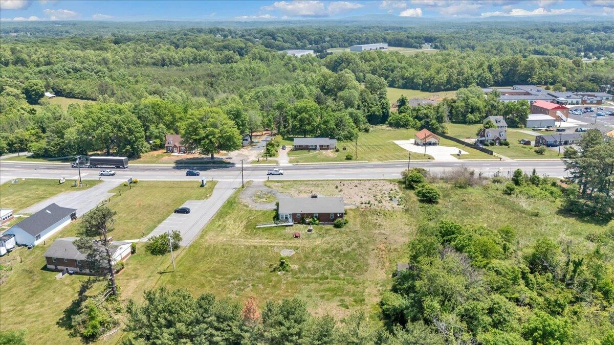 3956 Amherst - Photo 11