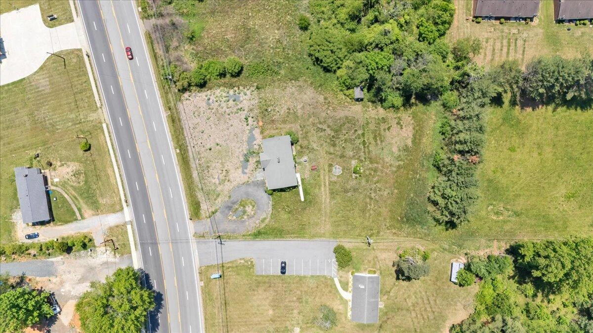 3956 Amherst - Photo 14