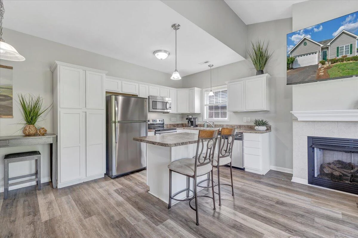 2725 Paddington Station LN - Photo 11