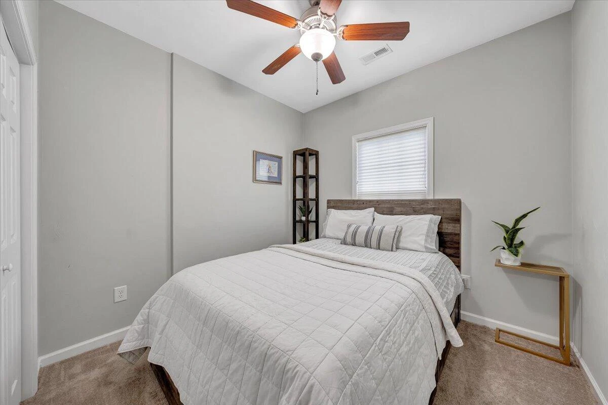 2725 Paddington Station LN - Photo 22