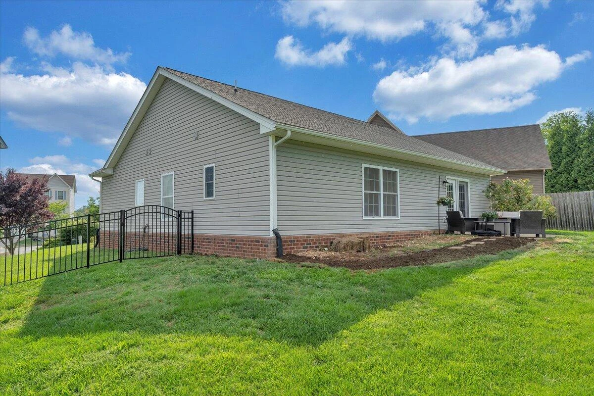 2725 Paddington Station LN - Photo 29