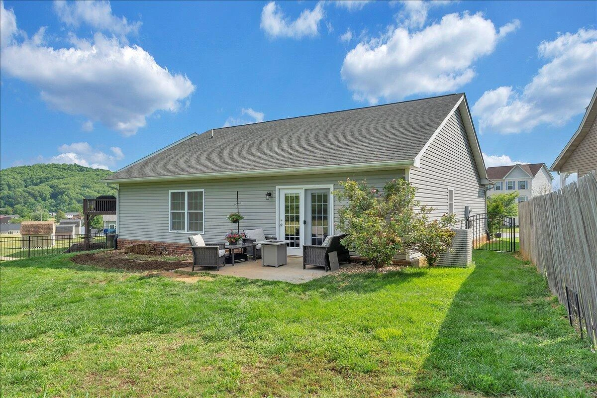 2725 Paddington Station LN - Photo 31