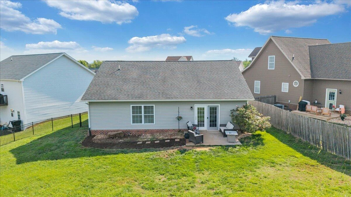 2725 Paddington Station LN - Photo 39