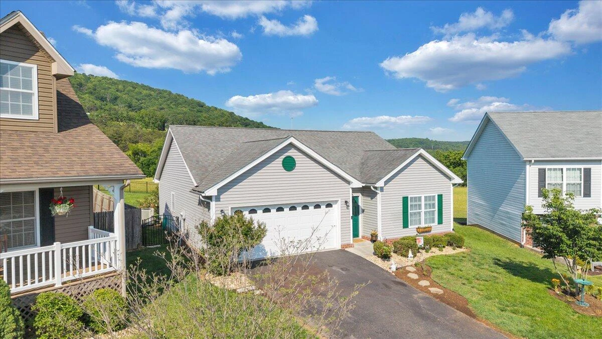 2725 Paddington Station LN - Photo 43