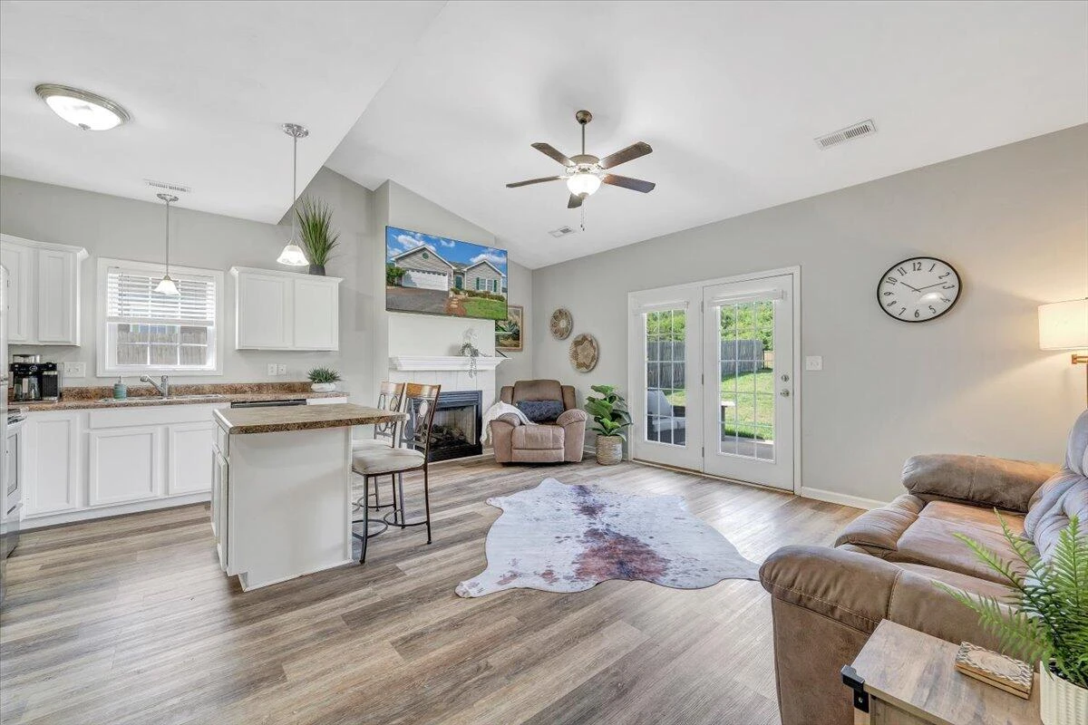 2725 Paddington Station LN - Photo 7