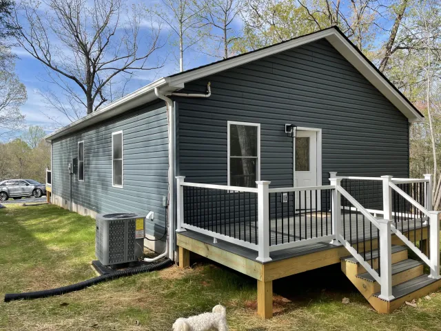 1063 Precinct PL, Huddleston, VA, 24104