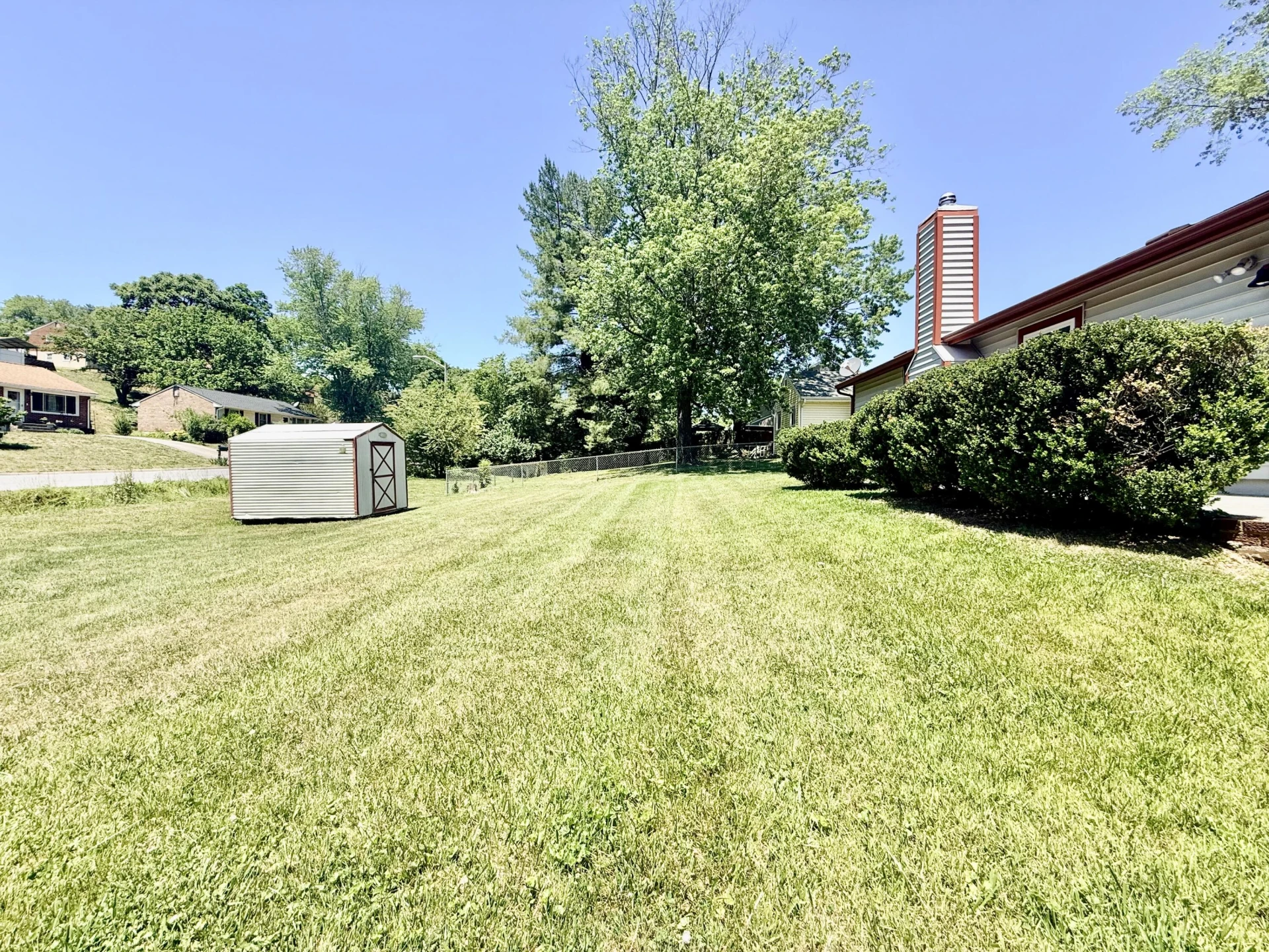 4626 Horseman DR - Photo 5