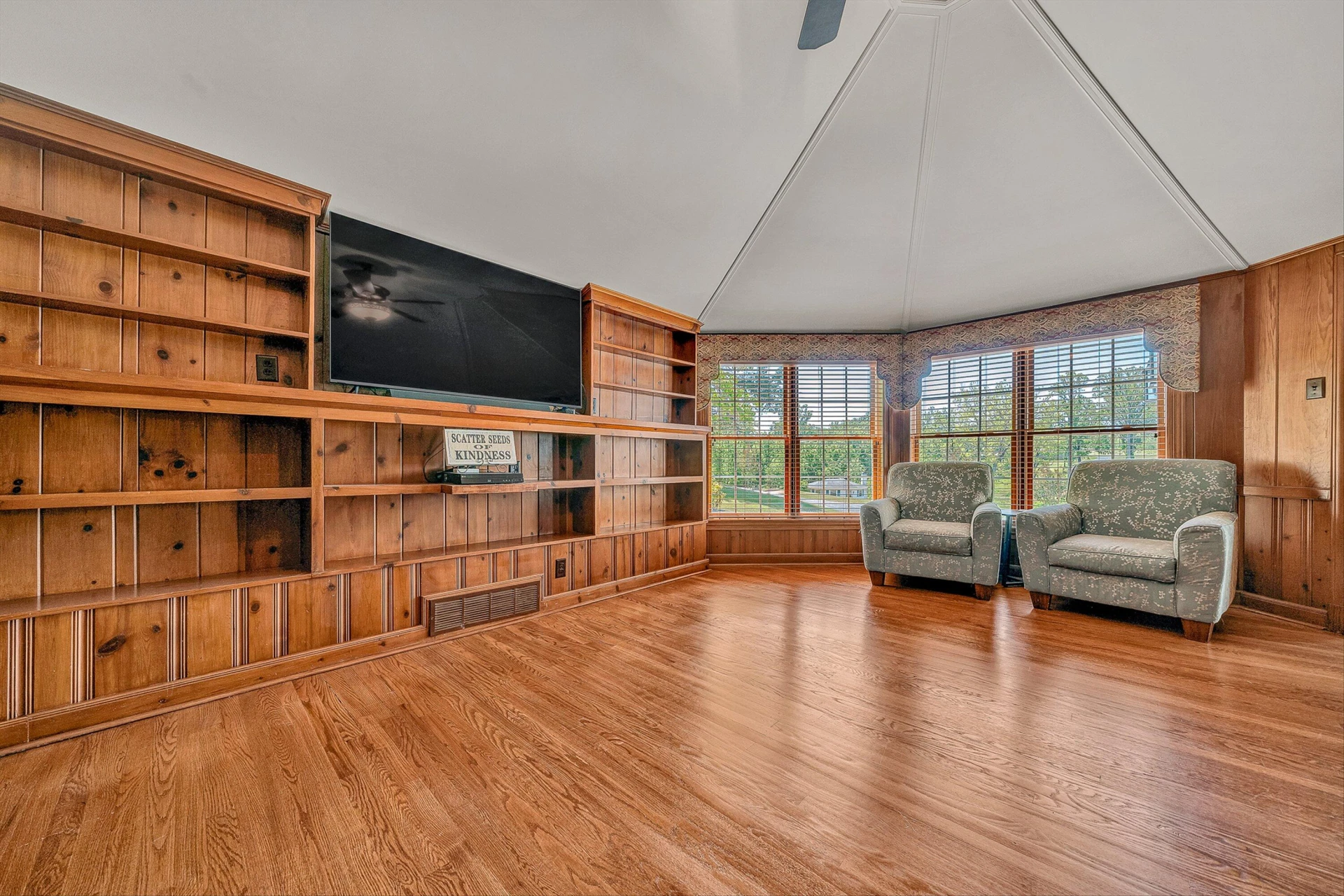 260 Peaceful Valley LN - Photo 13