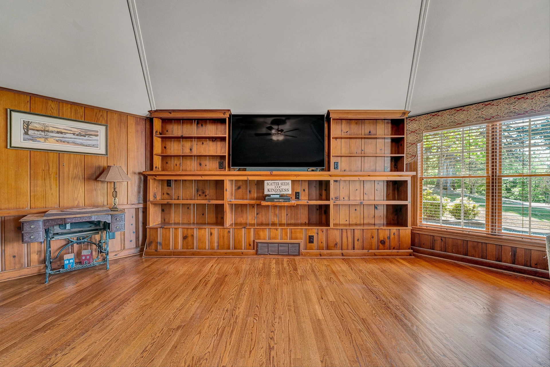 260 Peaceful Valley LN - Photo 14