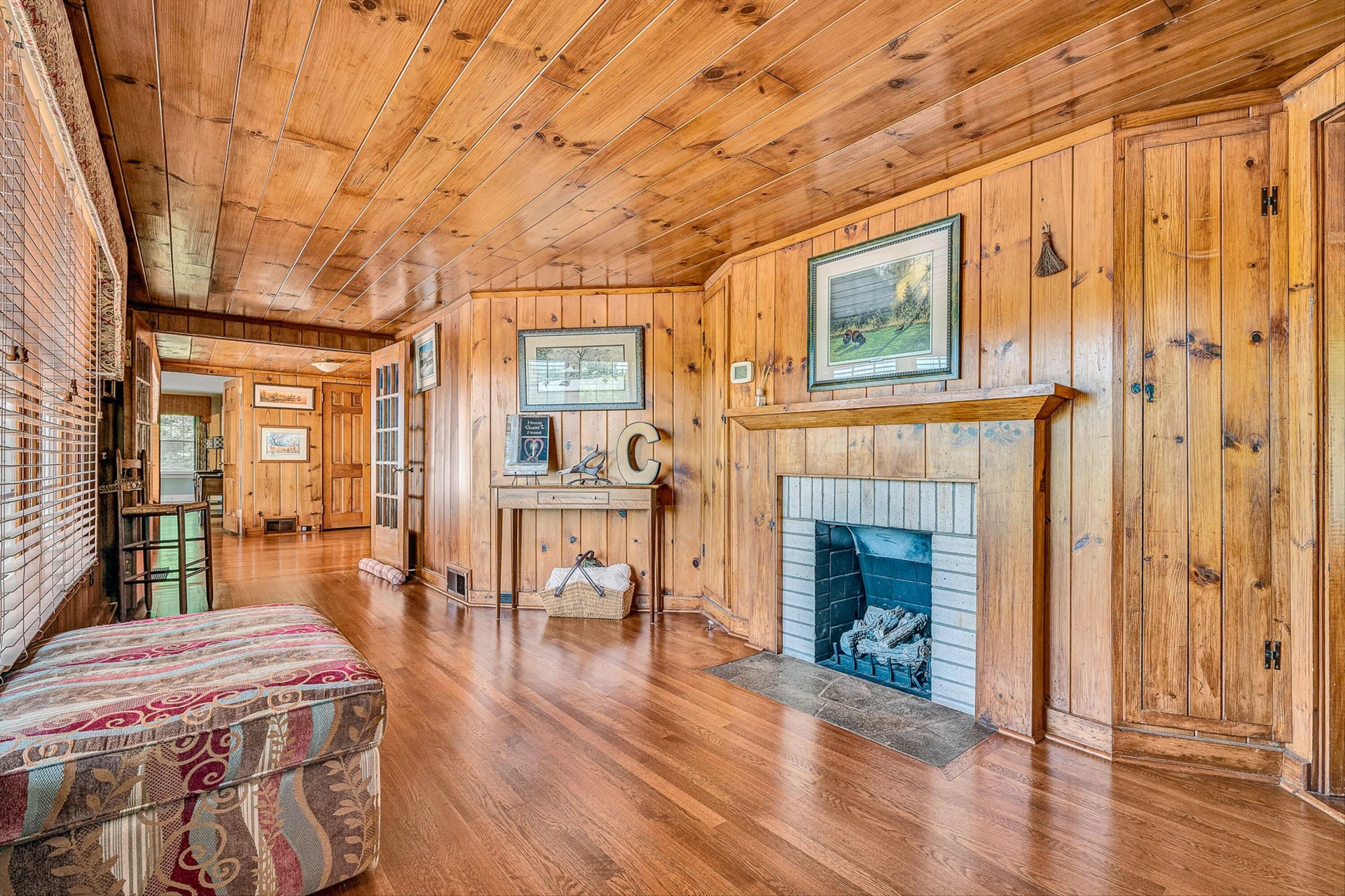 260 Peaceful Valley LN - Photo 16