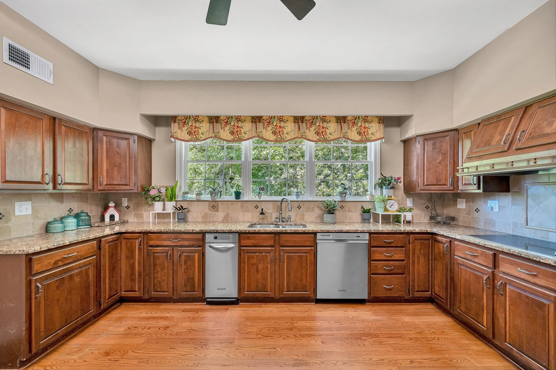 260 Peaceful Valley LN - Photo 39