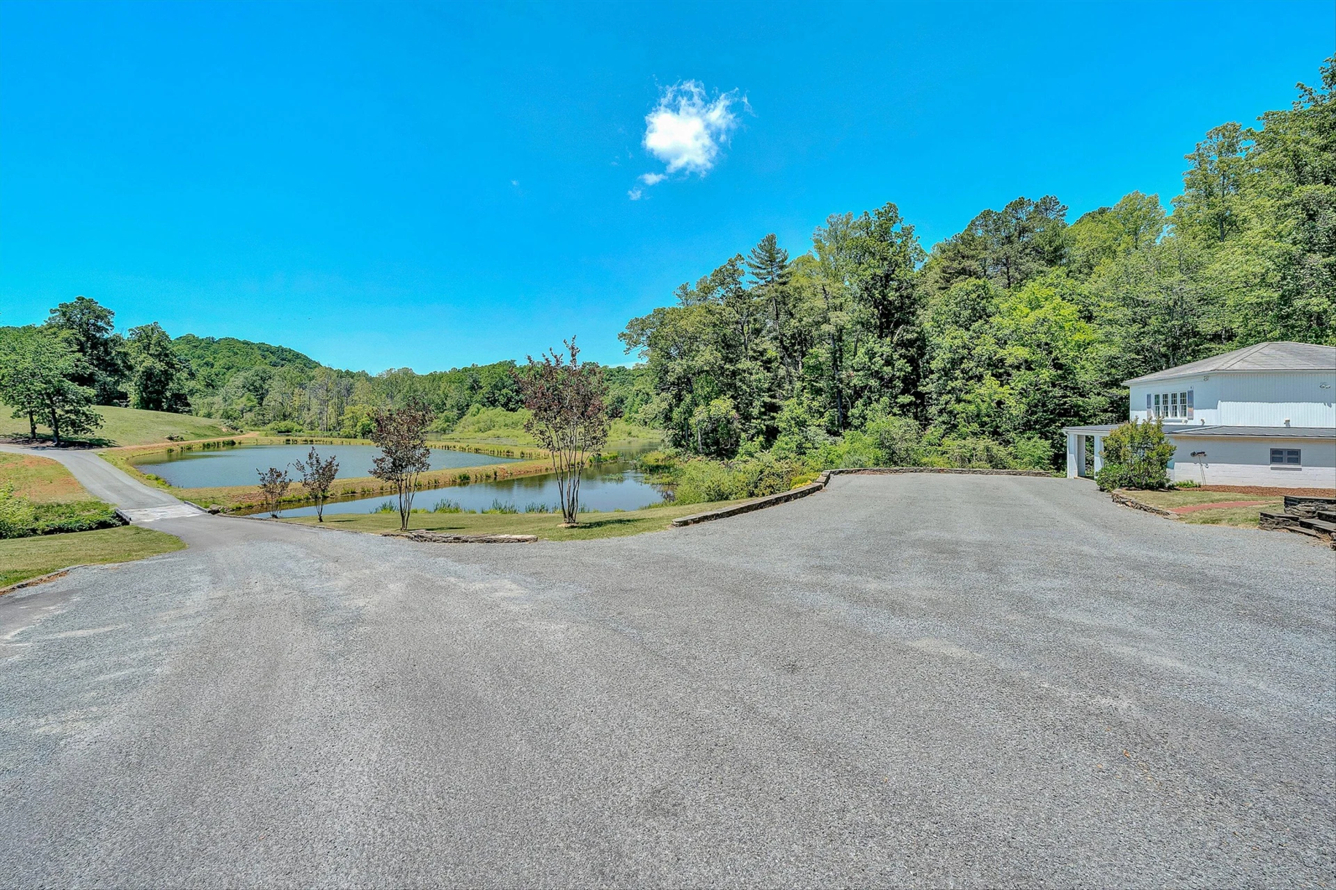 260 Peaceful Valley LN - Photo 64