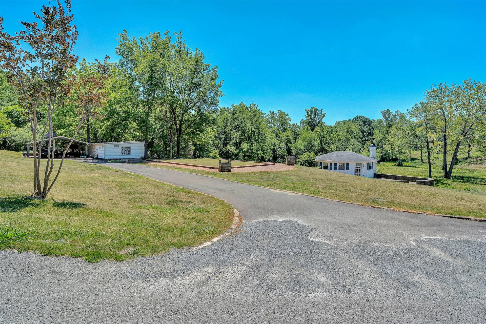 260 Peaceful Valley LN - Photo 67