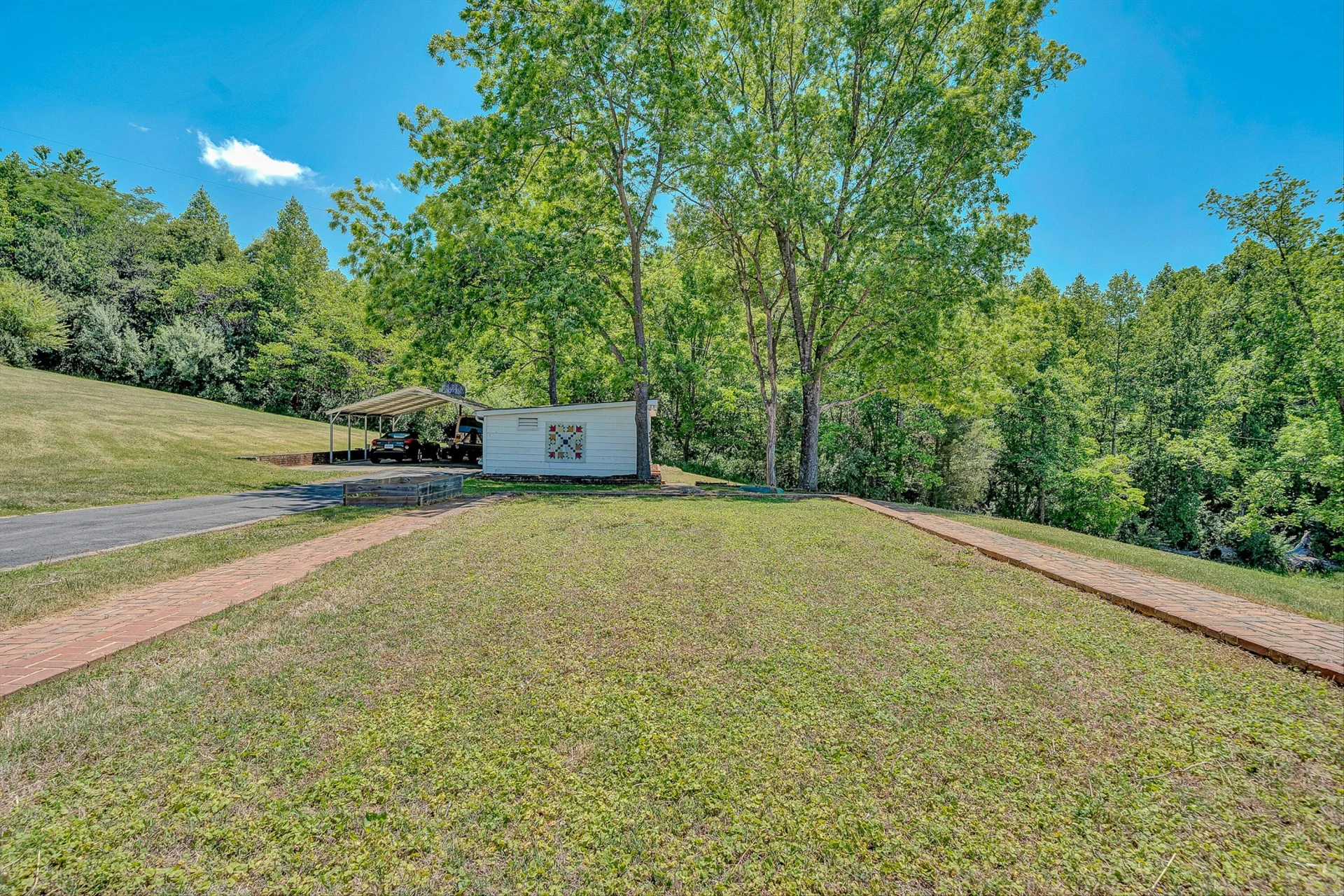 260 Peaceful Valley LN - Photo 69